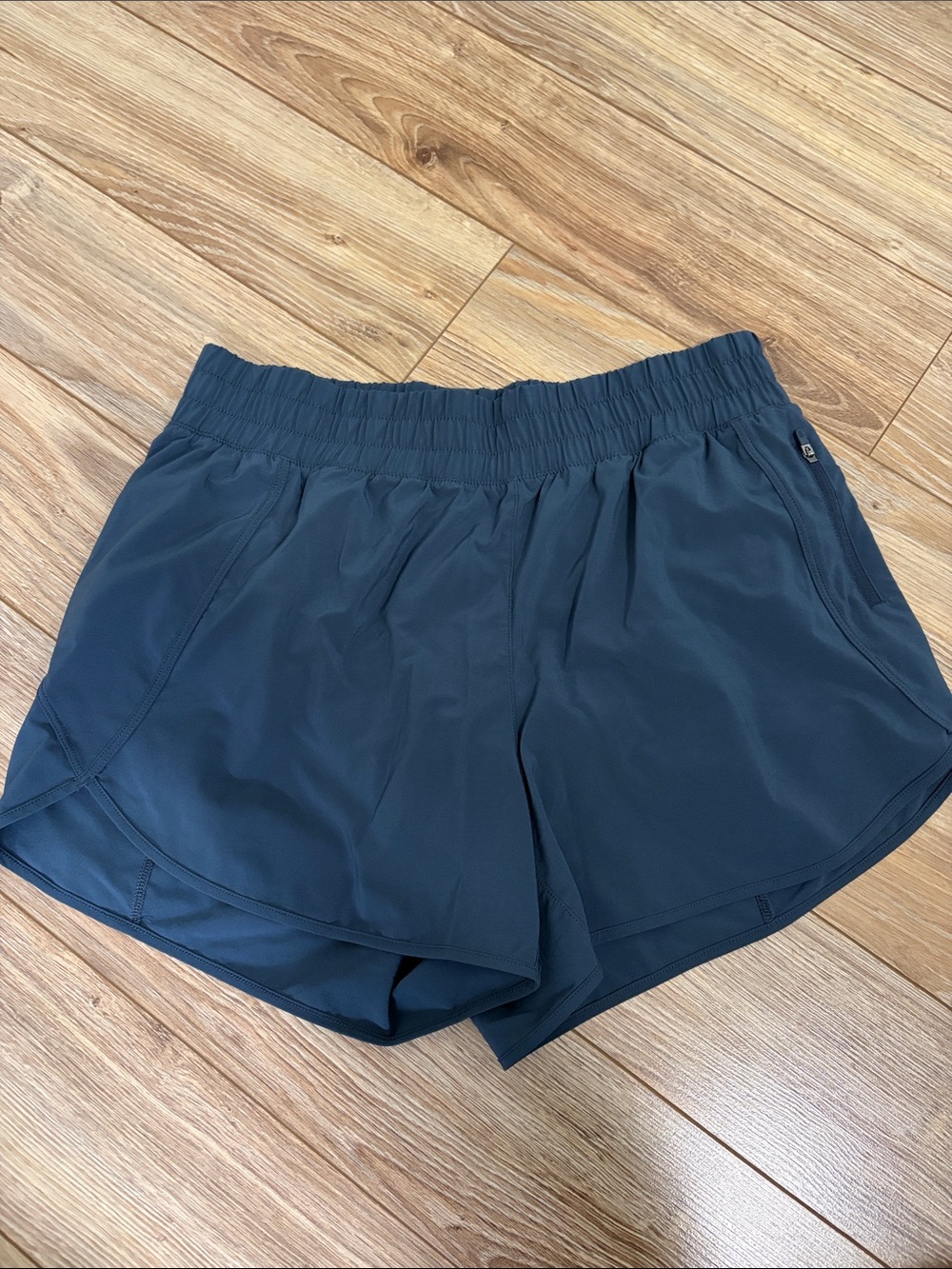 CRZ YOGA Dolphin Athletic Shorts 3"